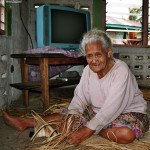 Humorvolle und liebenswürdige alte Frau in Samoa