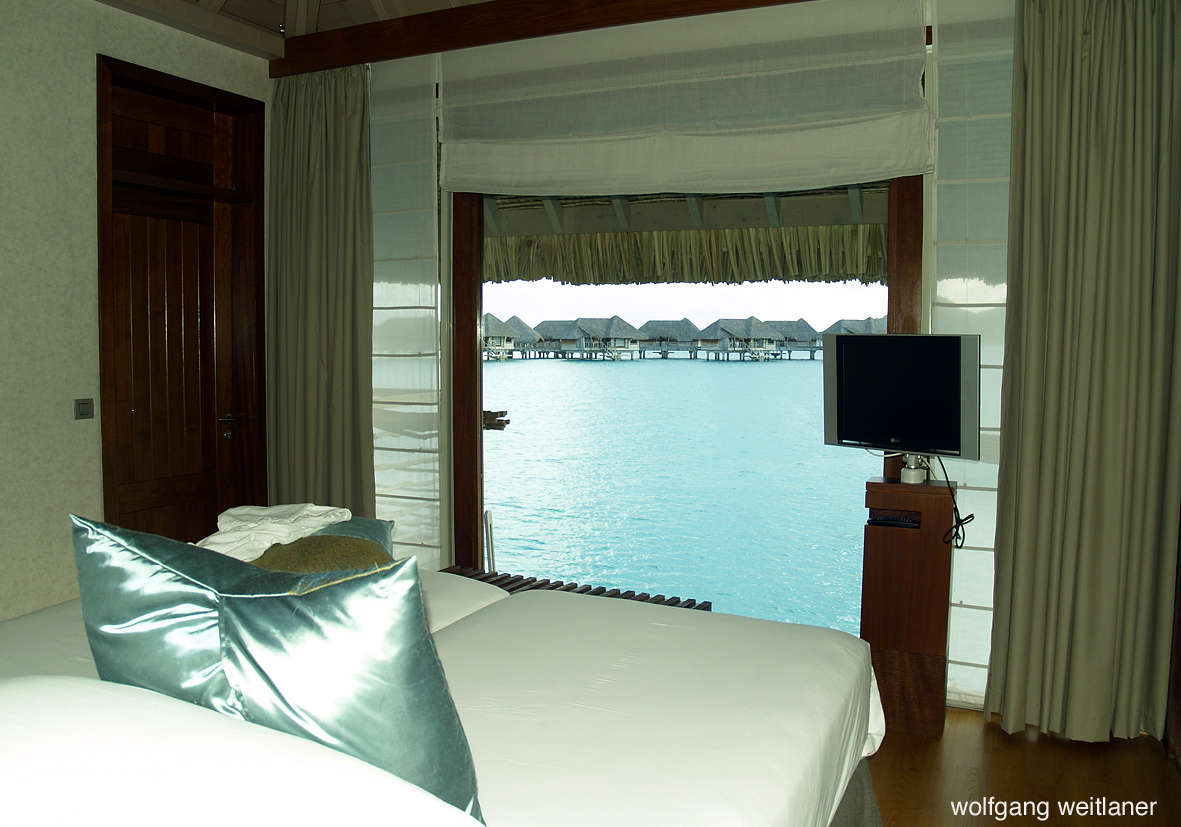 Overwater-Bungalow Inside