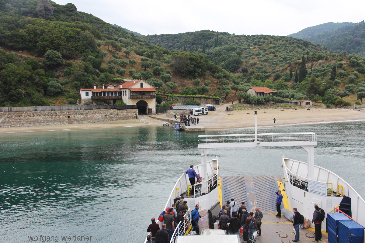 Athos-ferry6